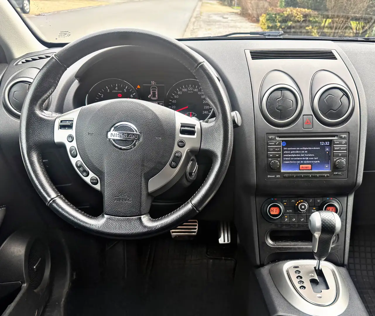 Nissan Qashqai Qashqai 2.0i 4WD Executive 18'' CVT Noir - 2