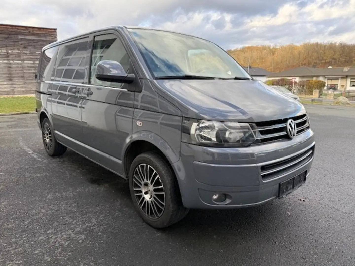 Volkswagen T5 Transporter Grau - 2