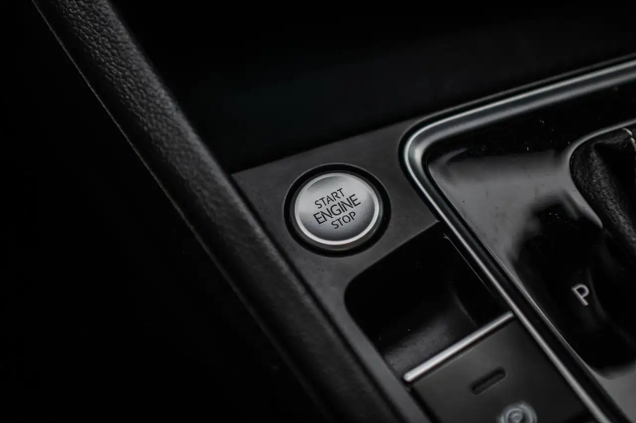 Volkswagen Jetta снимка Volkswagen Jetta