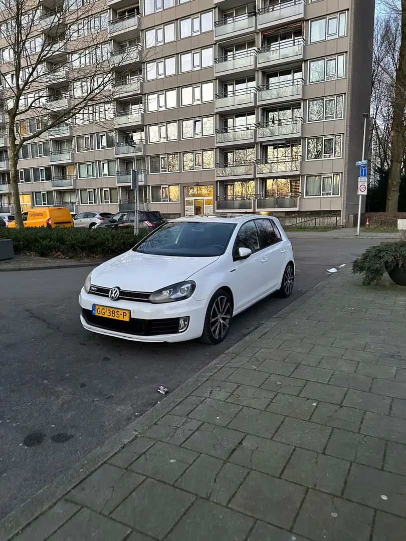 Volkswagen Golf 2.0 GTD Wit - 1