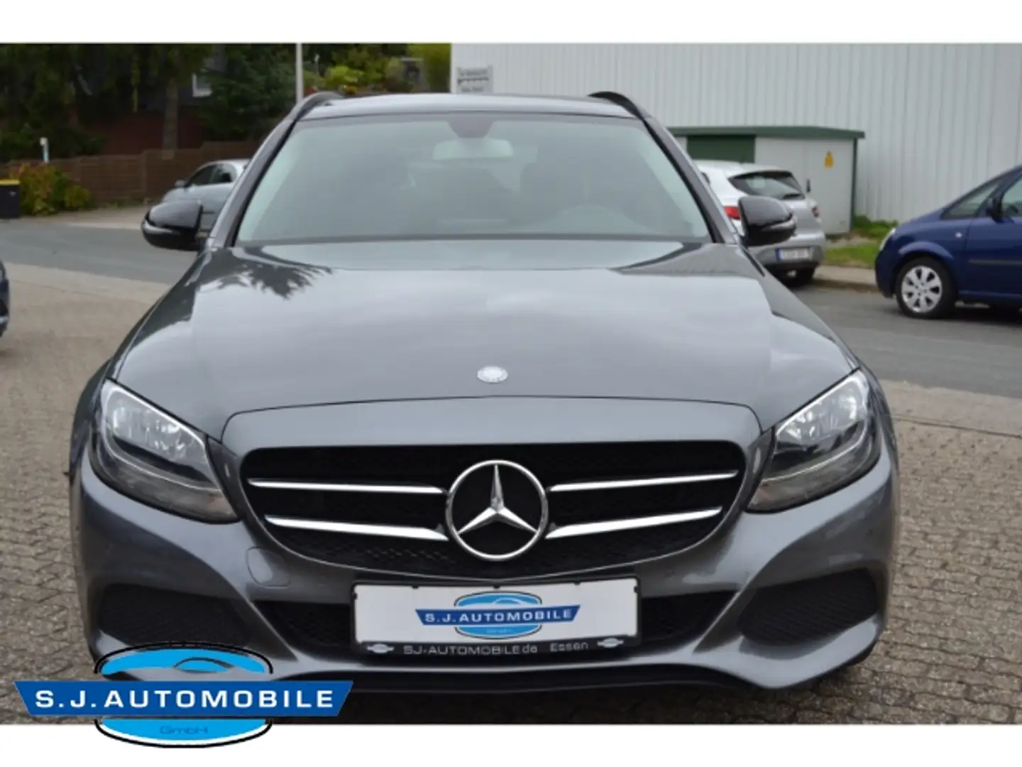 Mercedes-Benz C 200 T-Modell ,Avantgarde ,Navi,Pano Gris - 2