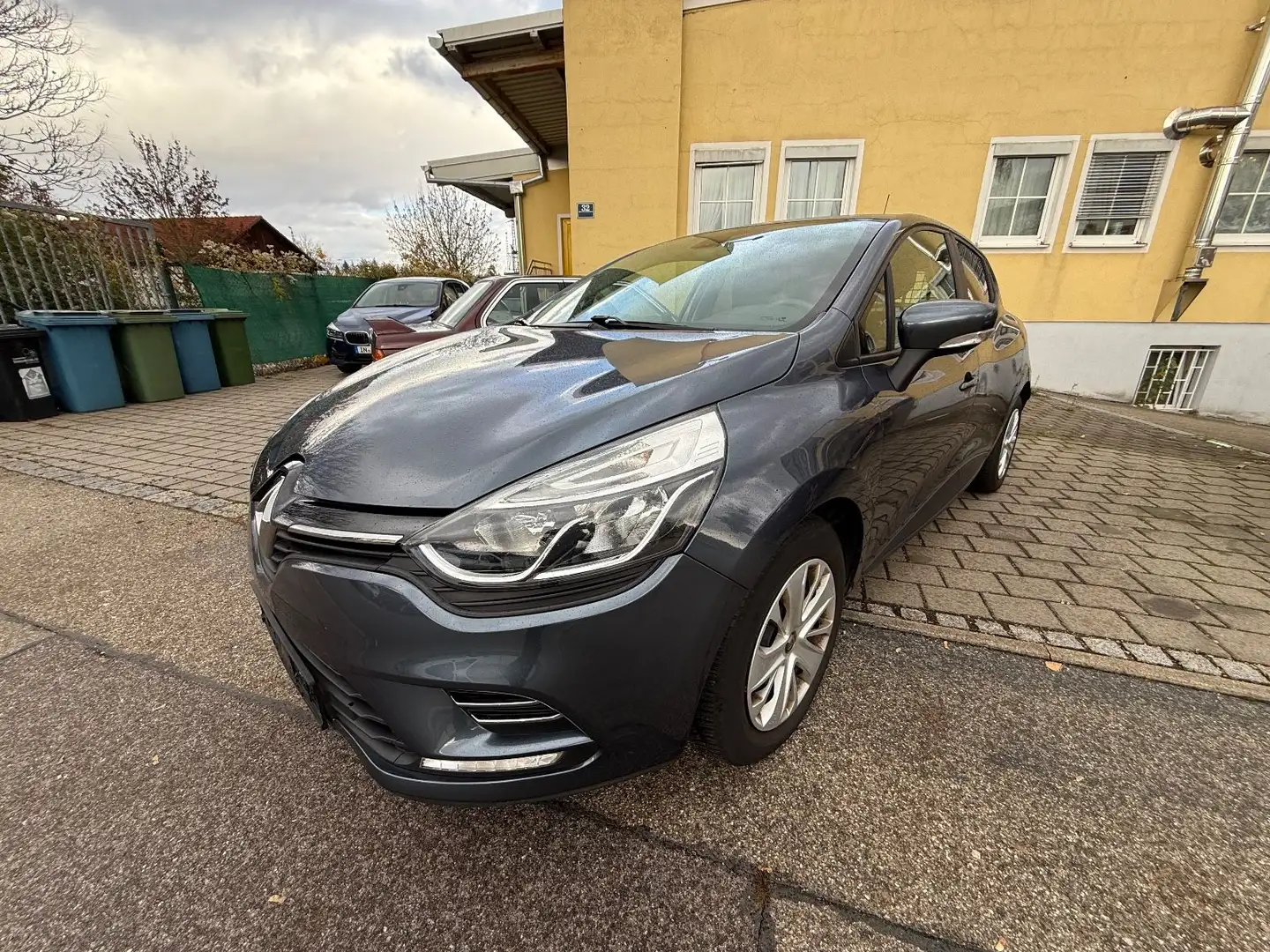 Renault Clio IV Cargo Extra Grau - 1