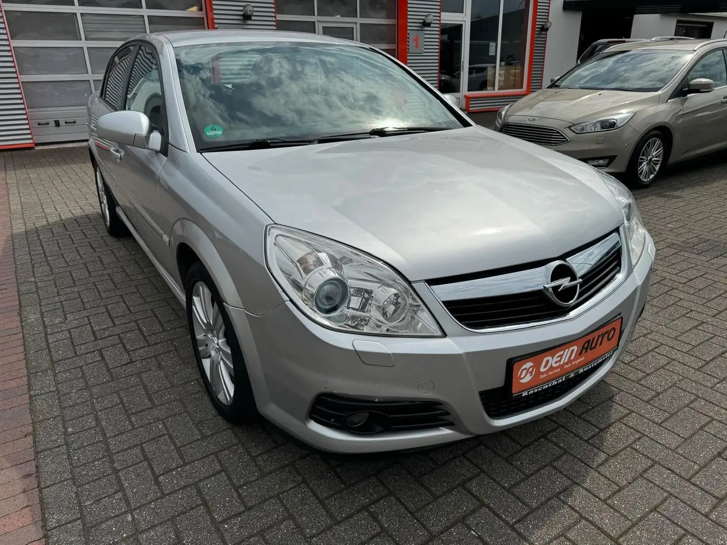 Opel Vectra C Lim. Edition Argent - 1