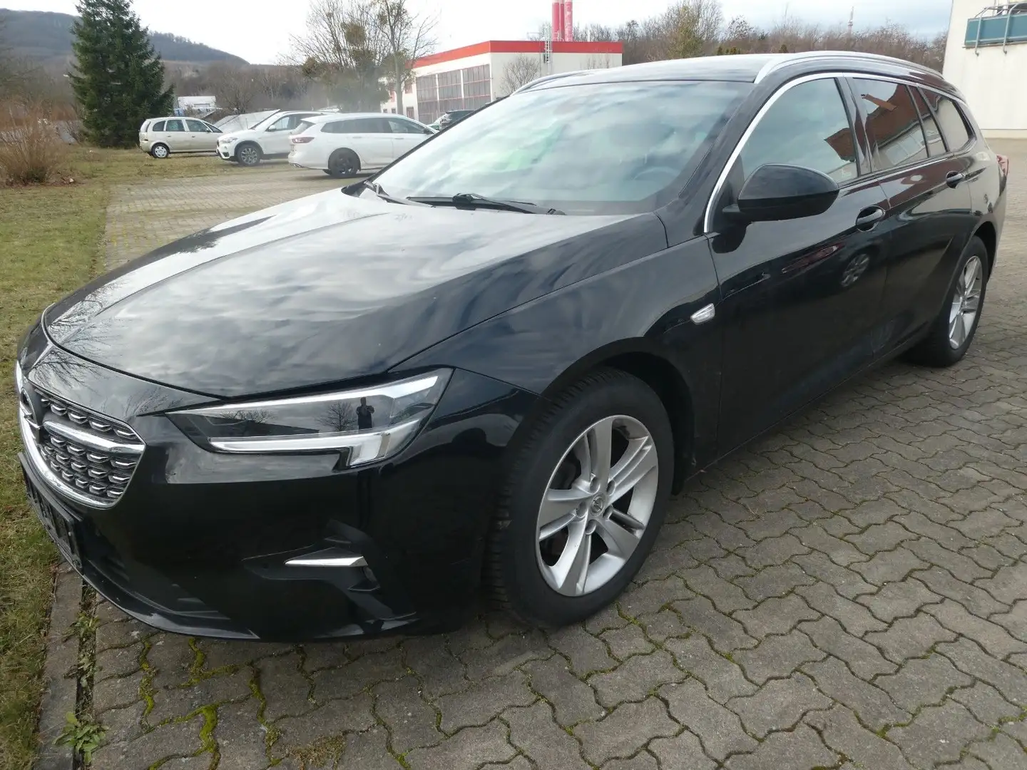 Opel Insignia B Sports Tourer Elegance Schwarz - 1