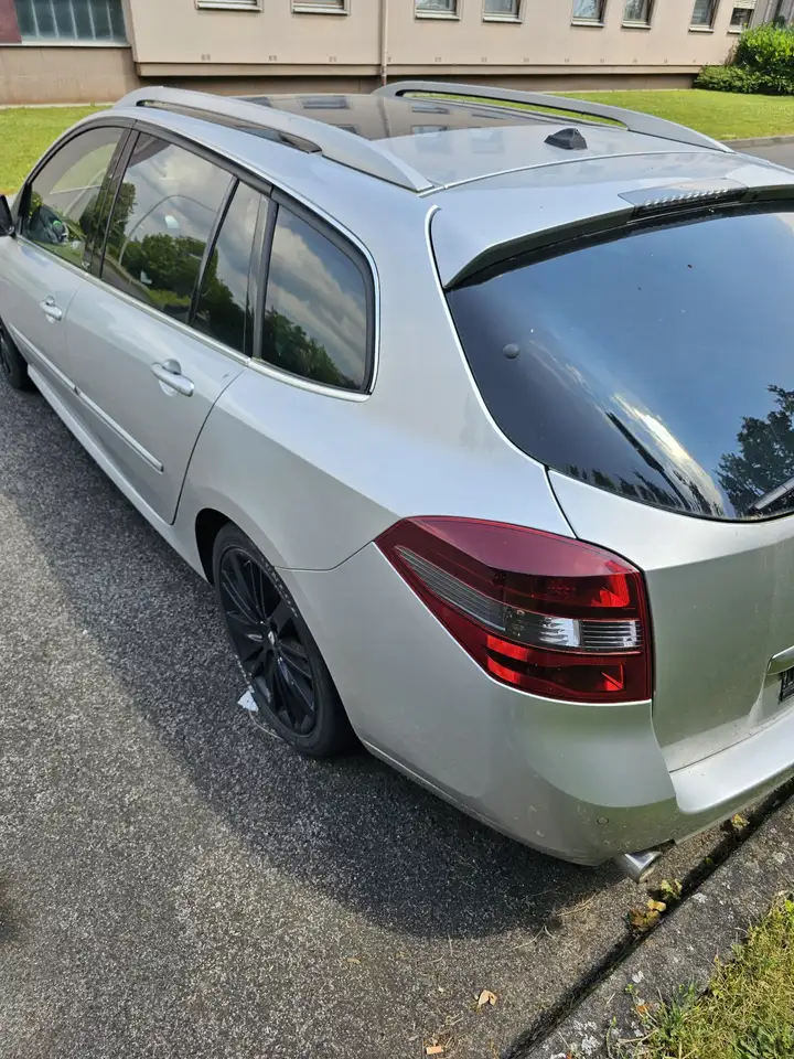 Renault Laguna