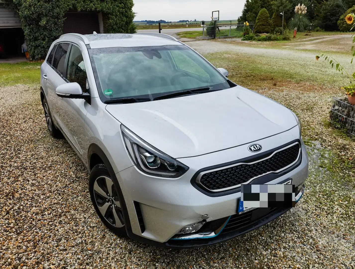 Kia Niro Niro Plug-In Hybrid 1.6 GDI PHEV 2WD Aut. Vision Silber - 2