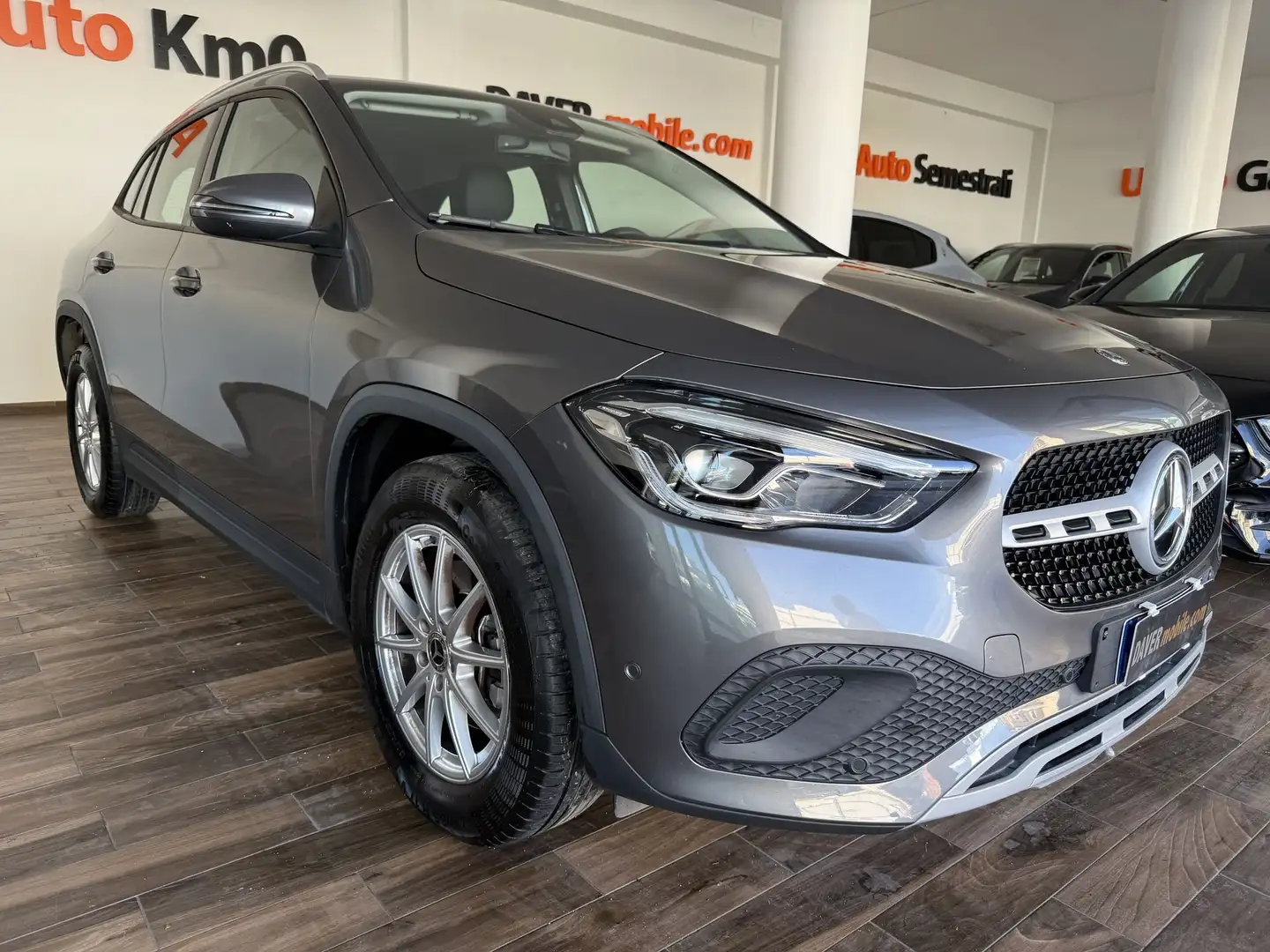 Mercedes-Benz GLA 180 GLA 180 d Automatic Business Grigio - 1