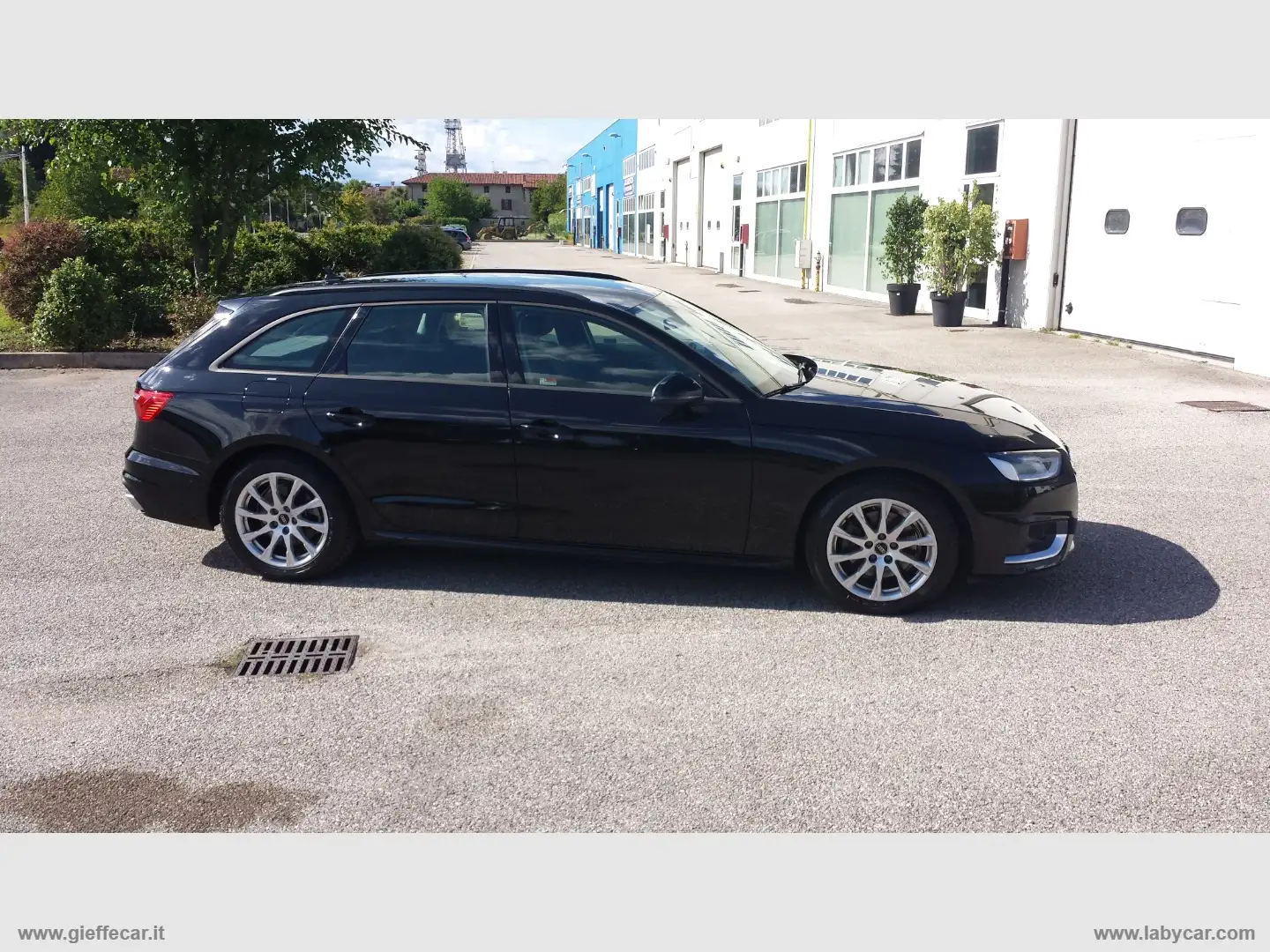 Audi A4 35 TFSI S tronic Business Advanced Schwarz - 1