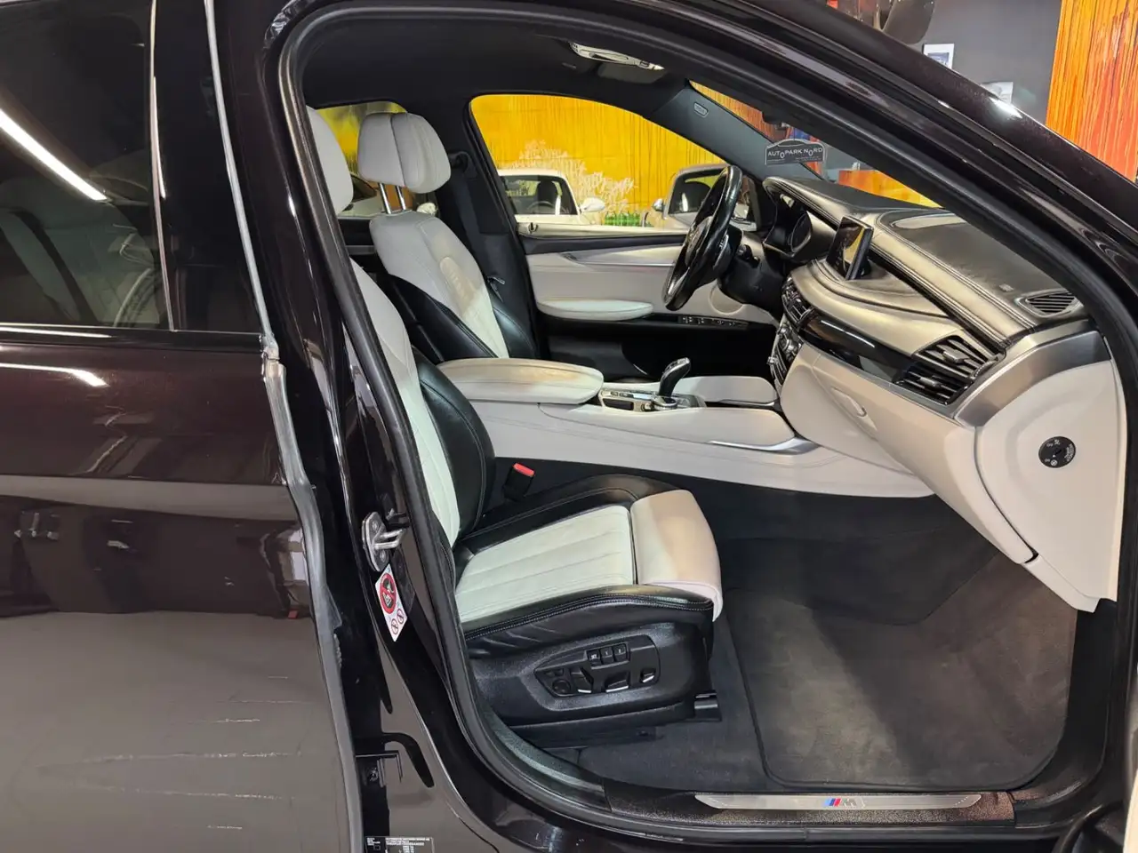 BMW X6 — photo 11 sur 30