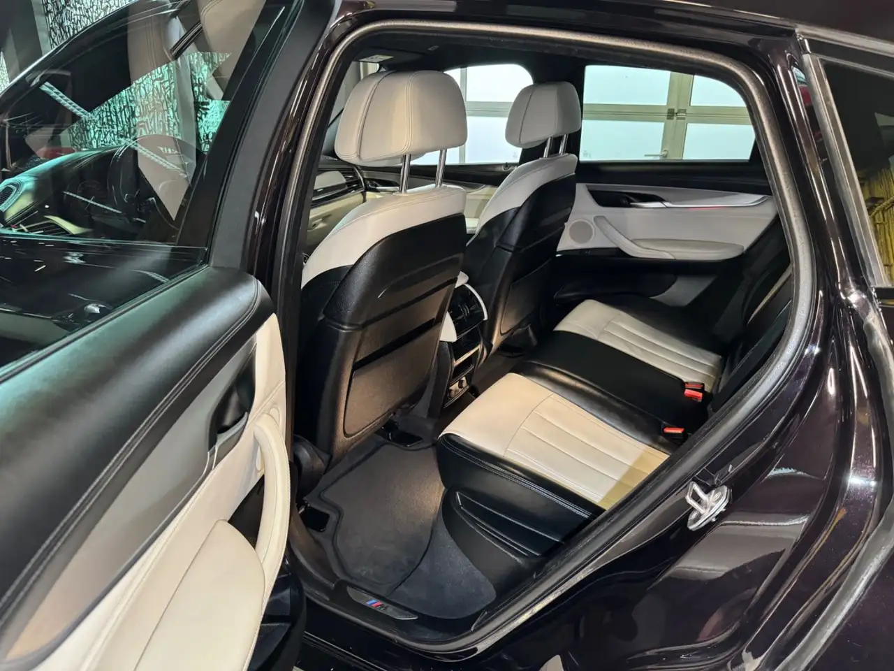 BMW X6 — photo 13 sur 30