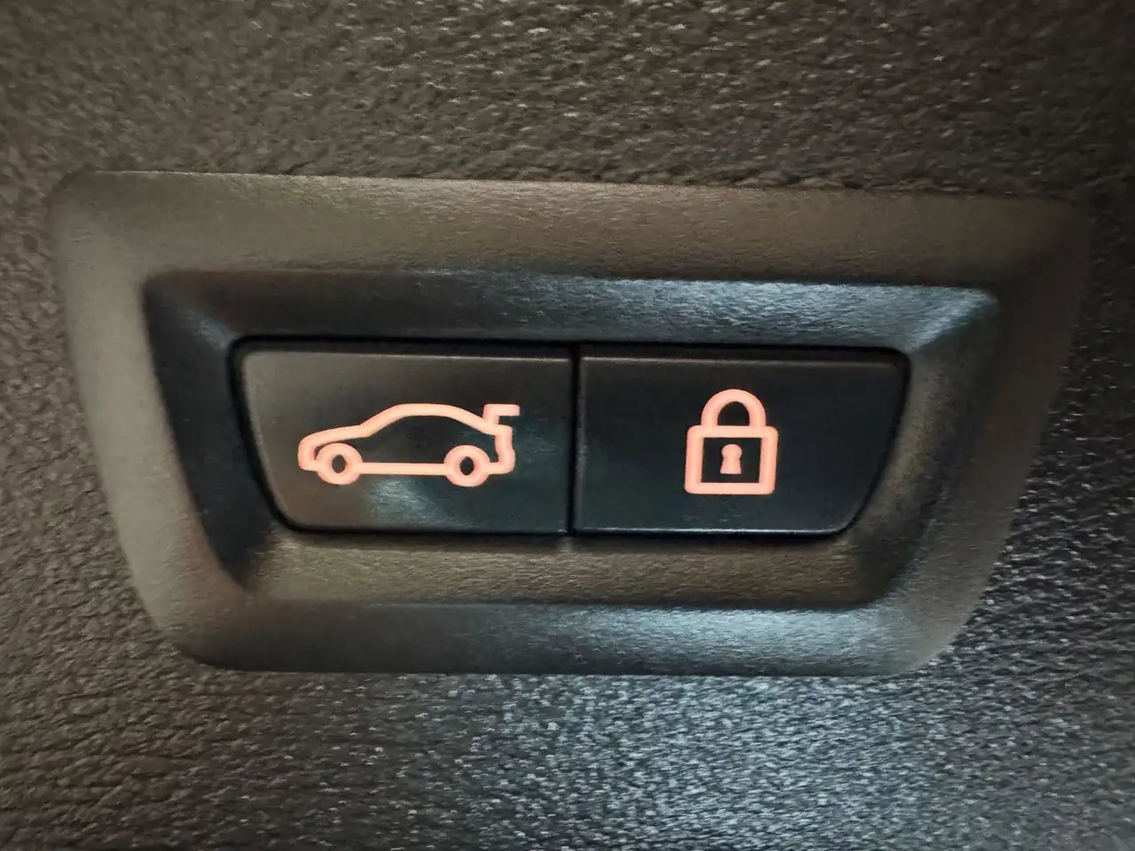 BMW X6 — photo 28 sur 30