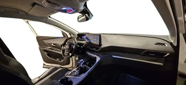 Peugeot 3008 view 14