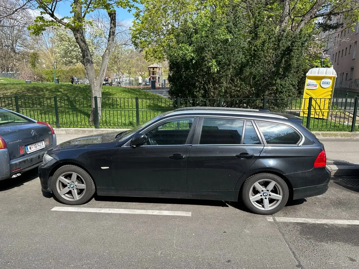 BMW 316 316d Touring Österreich-Paket Österreich-Paket Schwarz - 1
