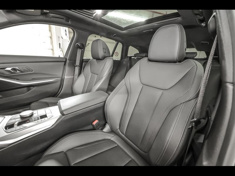 BMW 318 Touring — photo 15