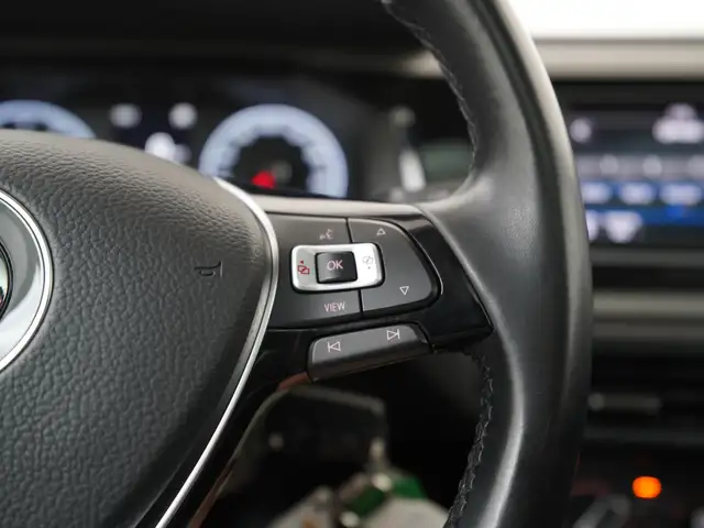 Volkswagen Polo view 9