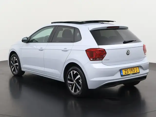 Volkswagen Polo view 6