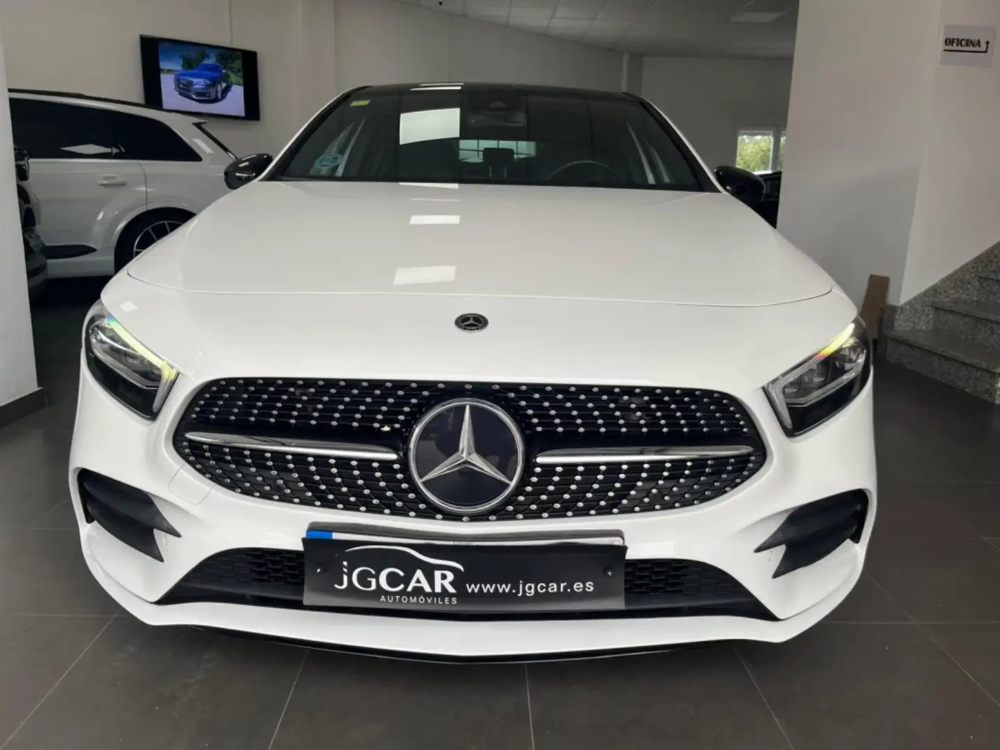 Mercedes-Benz A 200 200d 8G-DCT Blanc - 2