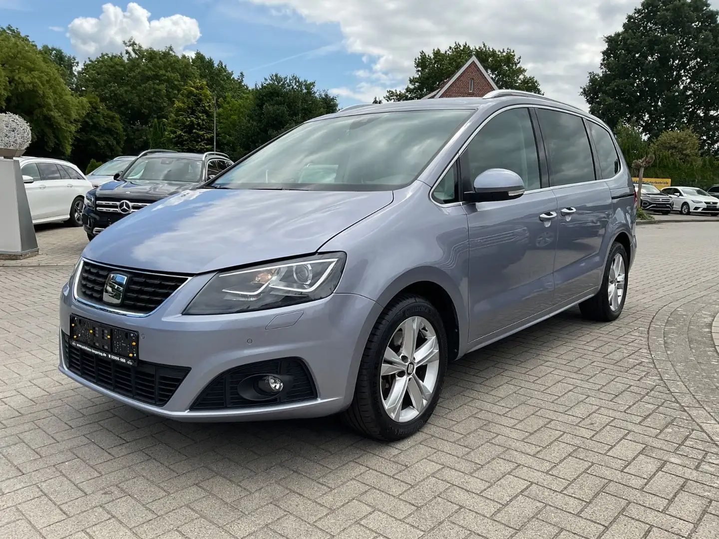 SEAT Alhambra 1.4 TSI XCELLENCE DSG,AHK,7 Sitze,Navi - 1