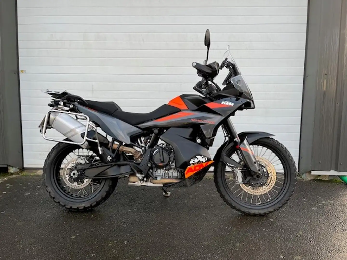KTM 890 Adventure Orange - 2