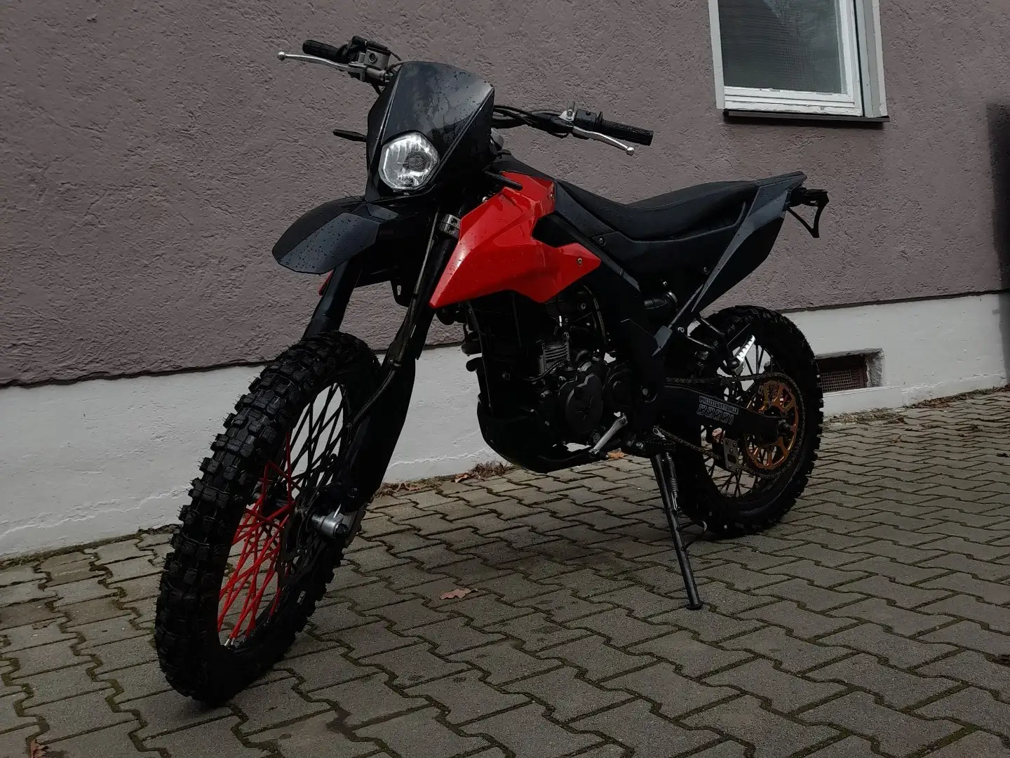 Malaguti XTM Xtm 125 BJ 2020 Enduro Zwart - 1