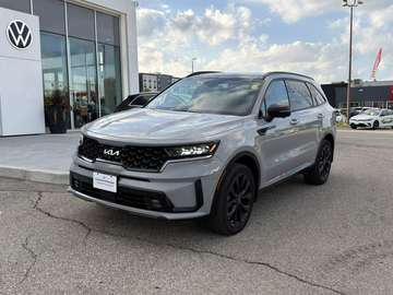 CERTIFIED, ONE-OWNER, ACCIDENT-FREE, NAV, SUNROOF