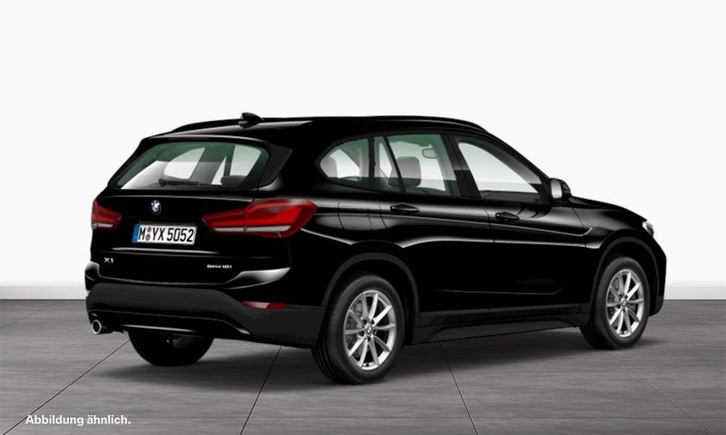 BMW X1 sDrive18i — photo 2