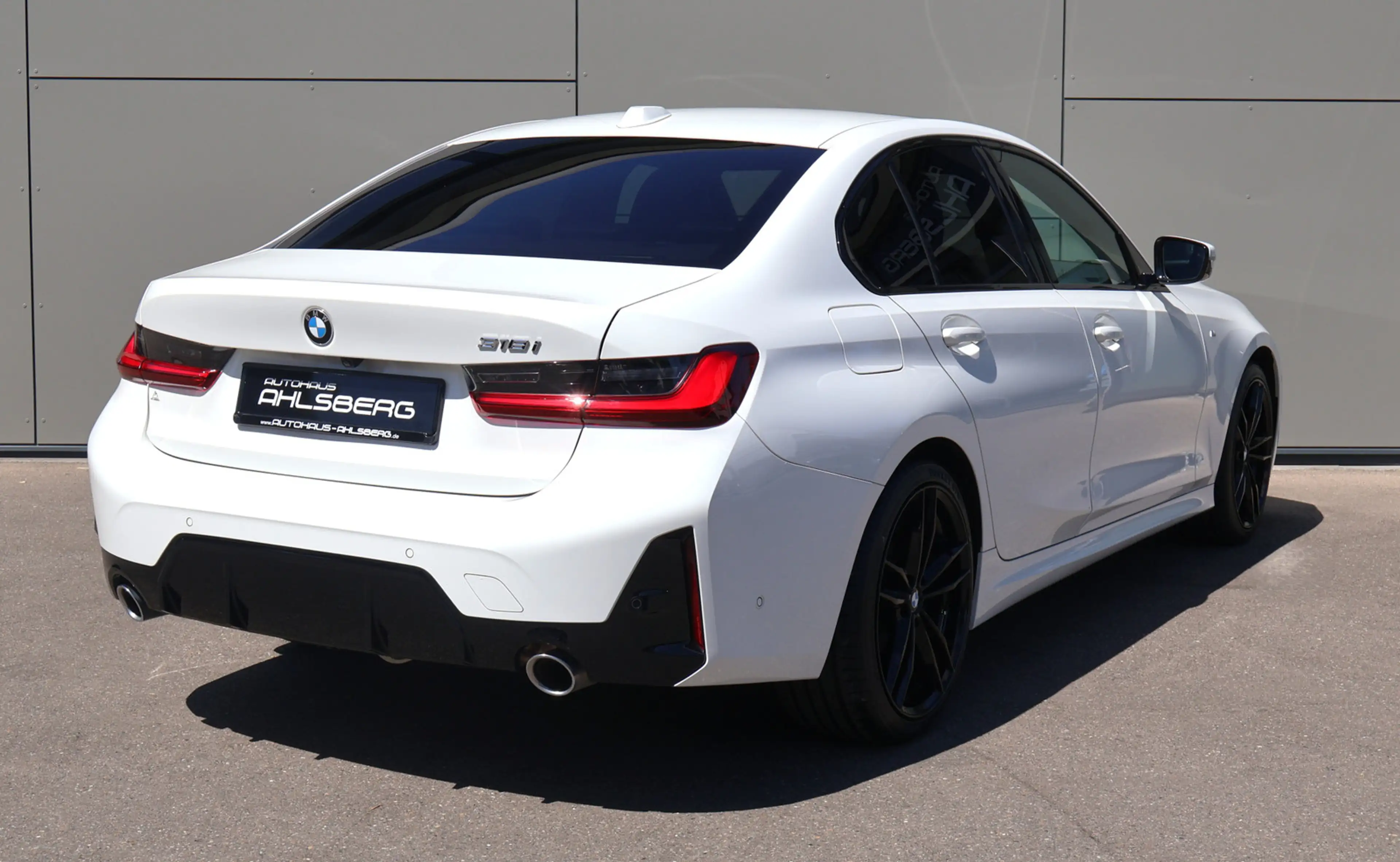 BMW 318 i M SPORT/SHADOW/ WIDES./SCHIEBE./HUD/LED/ACC/AHK — photo 5