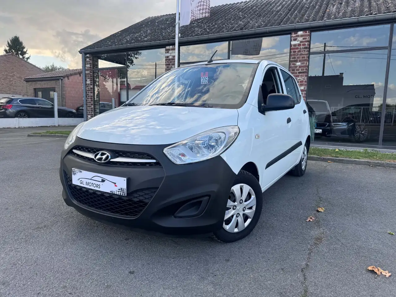 Hyundai i10