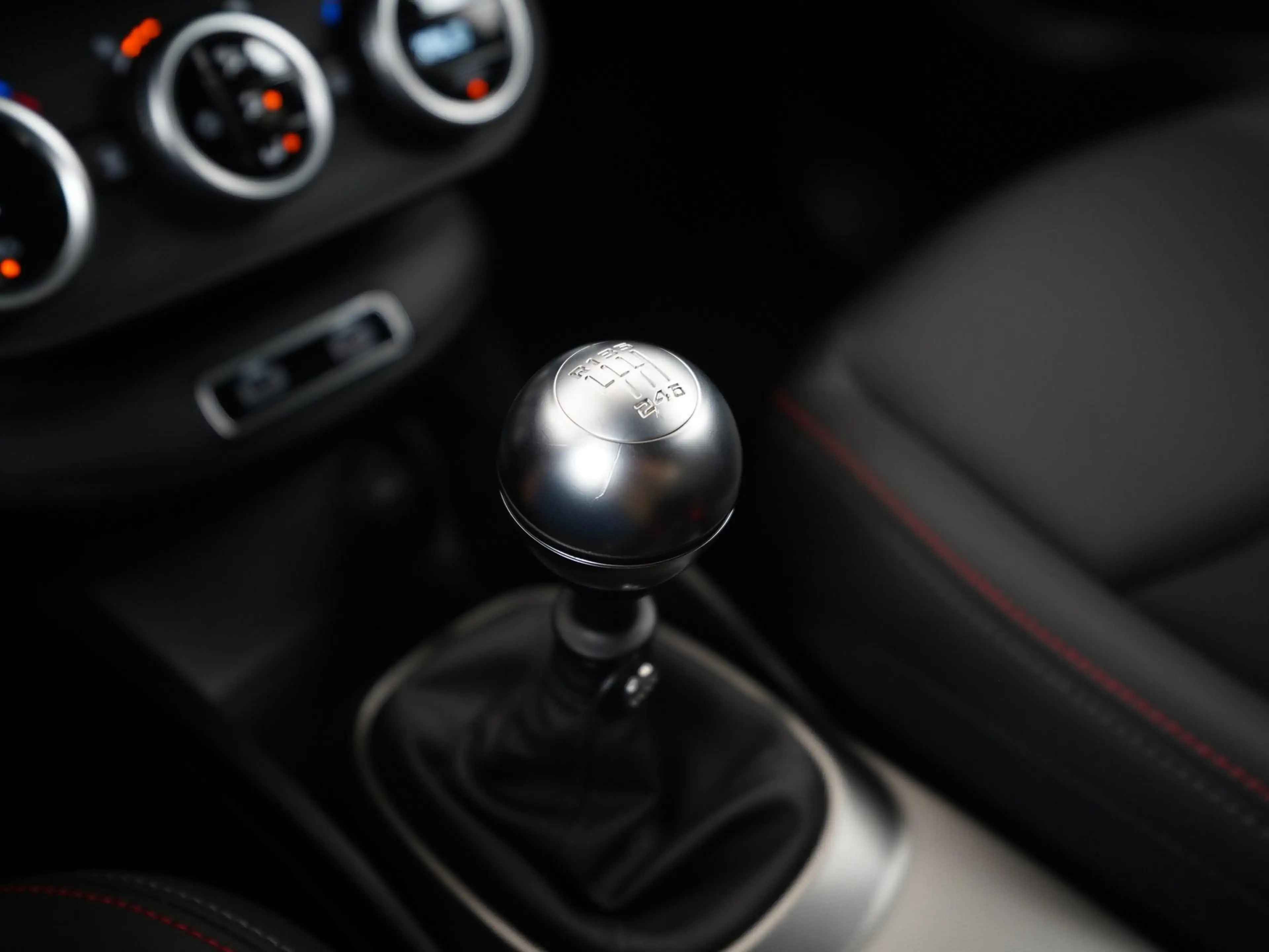 Fiat 500X 1.0 GSE Sport | Camera | Navigatie | Zondag Open! — photo 10