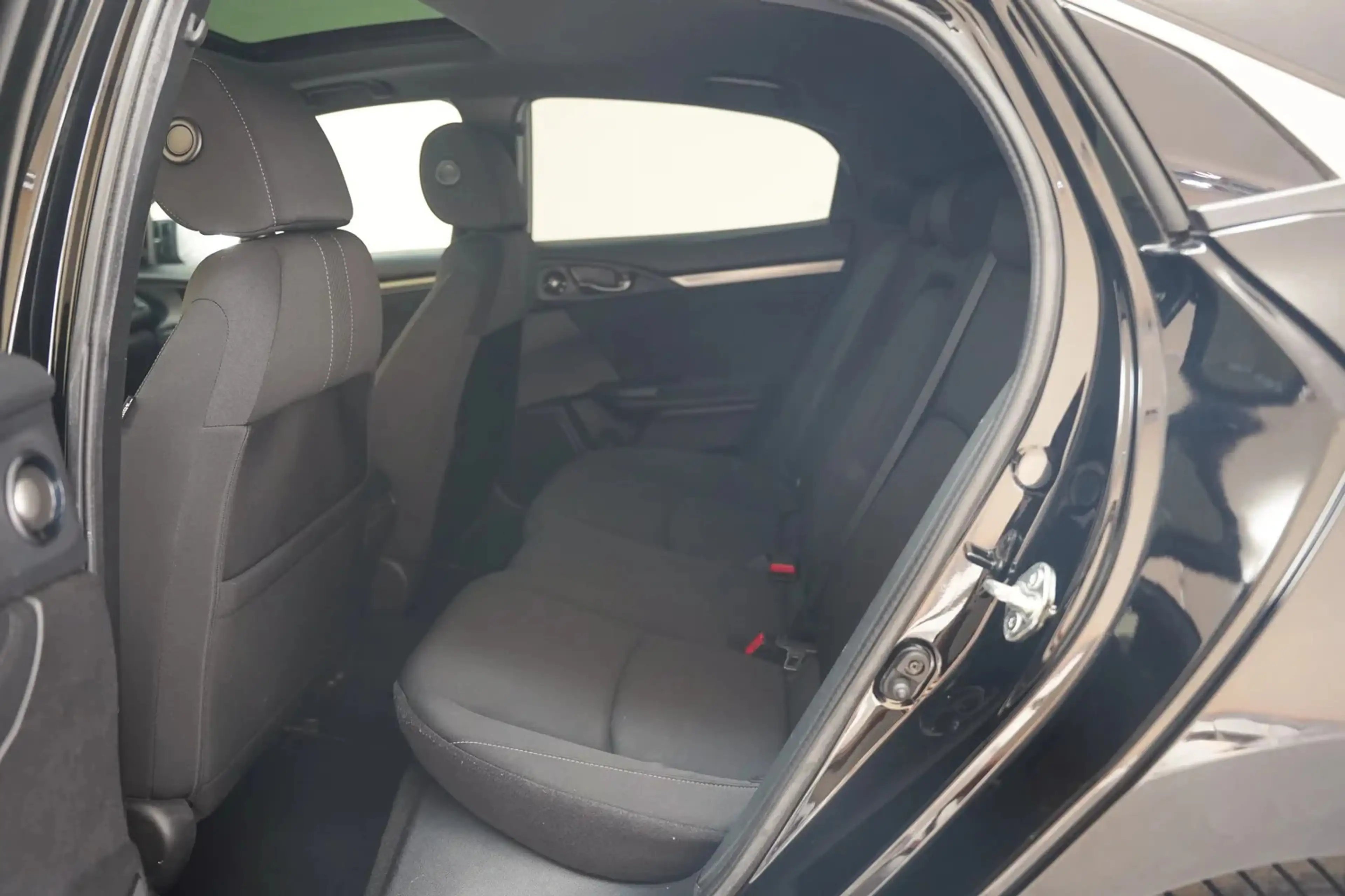 Honda Civic 1.0 i-VTEC Executive [ Adapt. cruise Clima Navi Ap — photo 14
