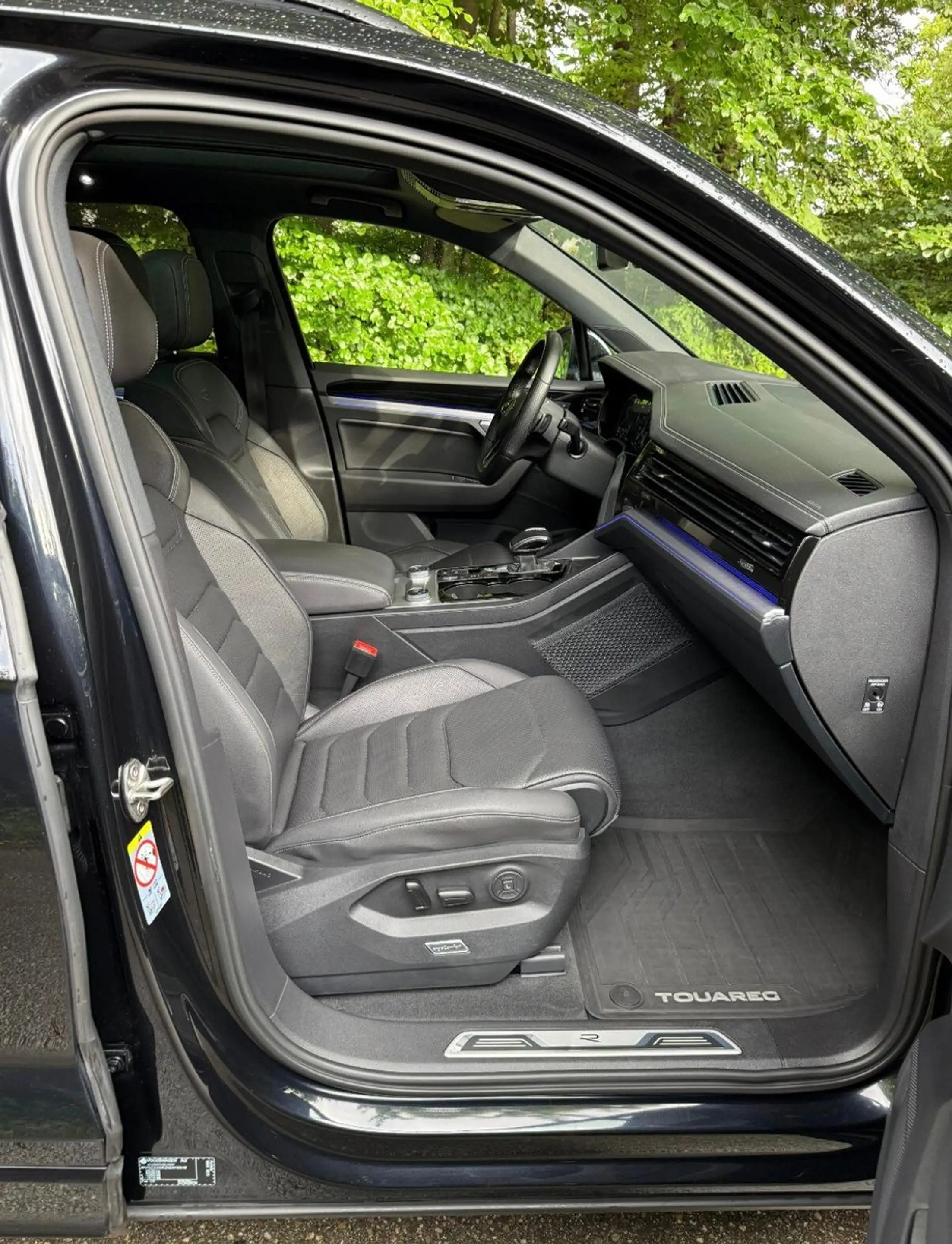 Volkswagen Touareg R V6 3,0 TSI-eHybrid 4MOTION-PANO-VOLL ! — photo 5