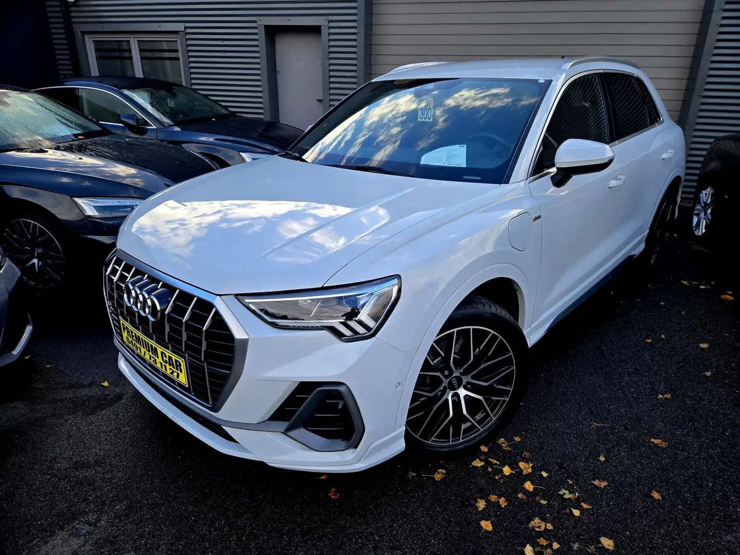 Audi Q3 🔺Q3* S*LINE*CAR-PLAY-XENON LED* SPORT🔺 Weiß - 2