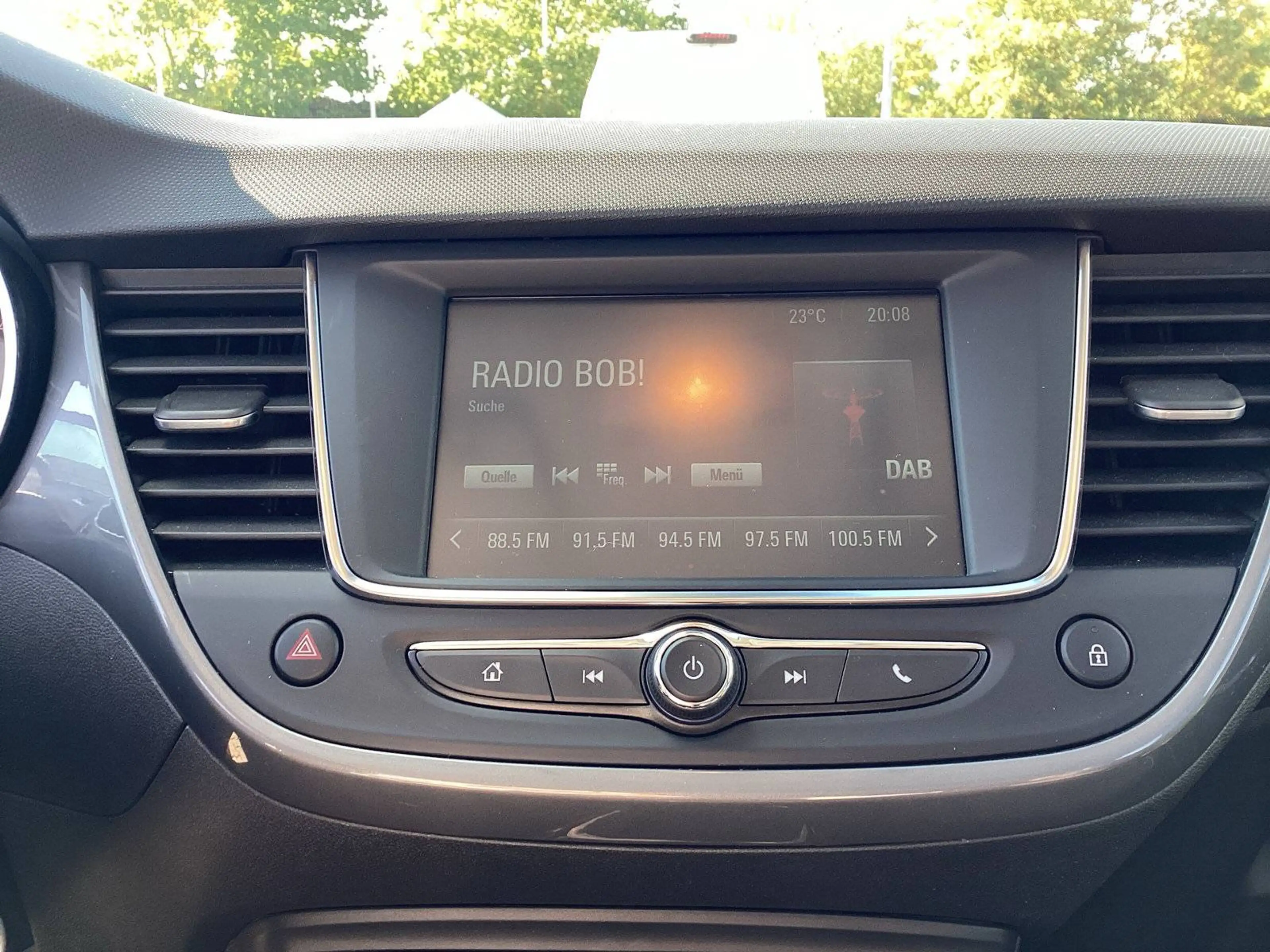 Opel Crossland X Elegance — photo 15