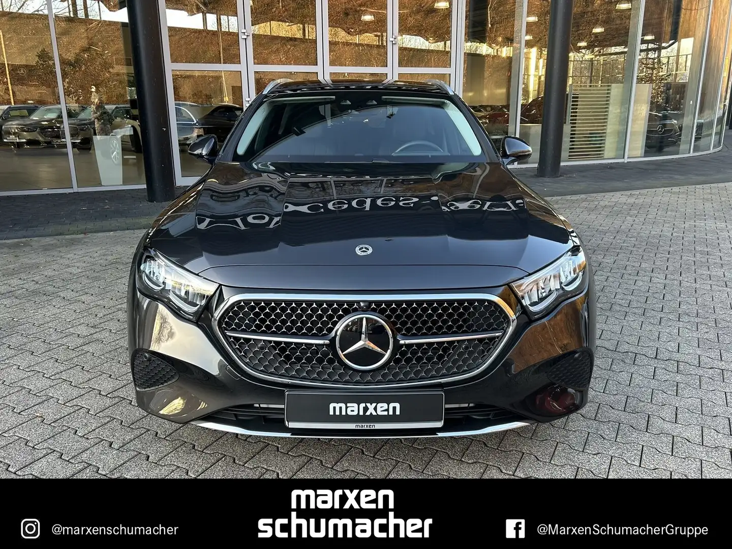 Mercedes-Benz E 300 E 300 de T AVANTGARDE Superscreen+Pano+AHK+360° Grau - 2