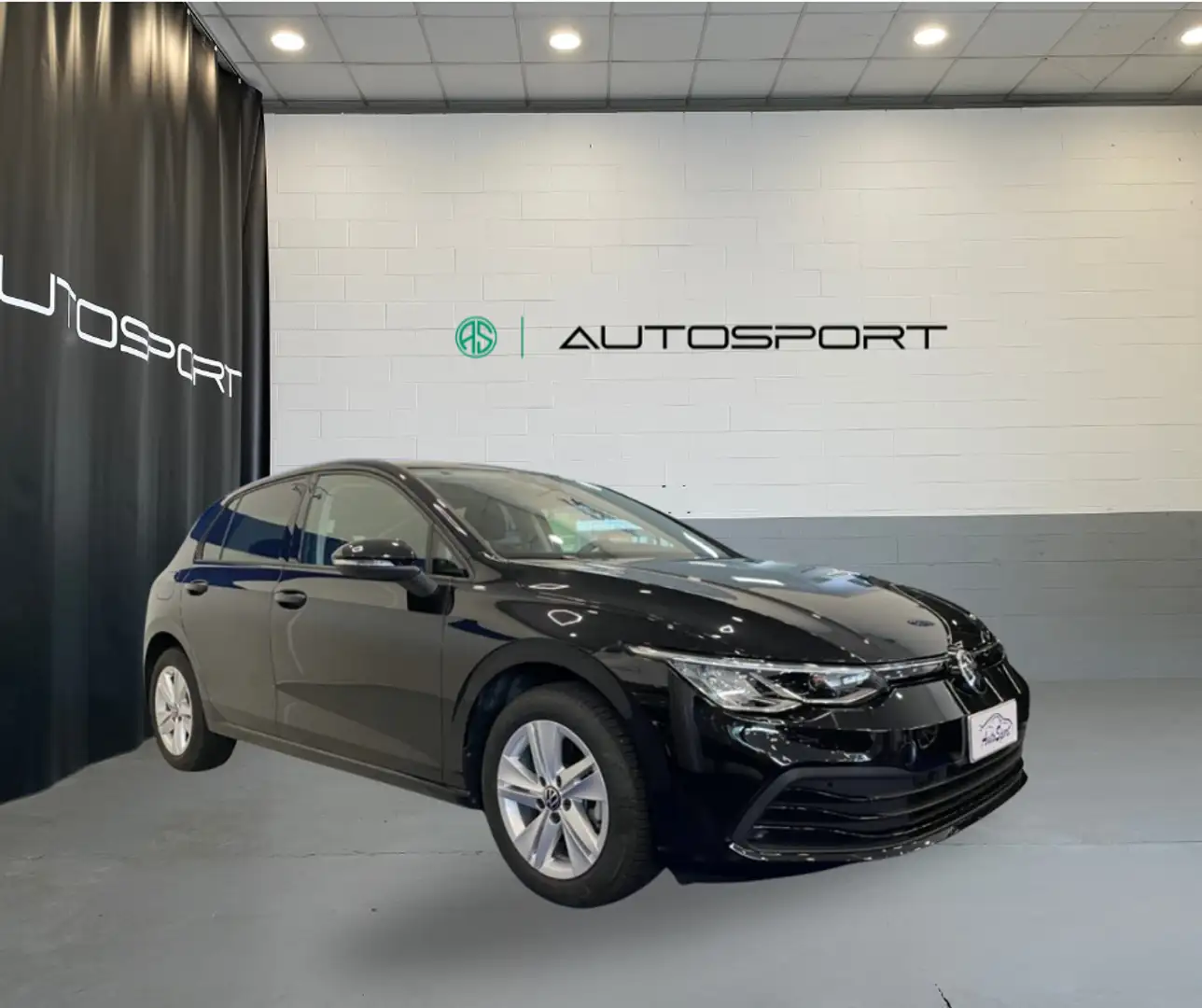 Volkswagen Golf 8 1.5 TSI EVO ACT Life Nero - 1