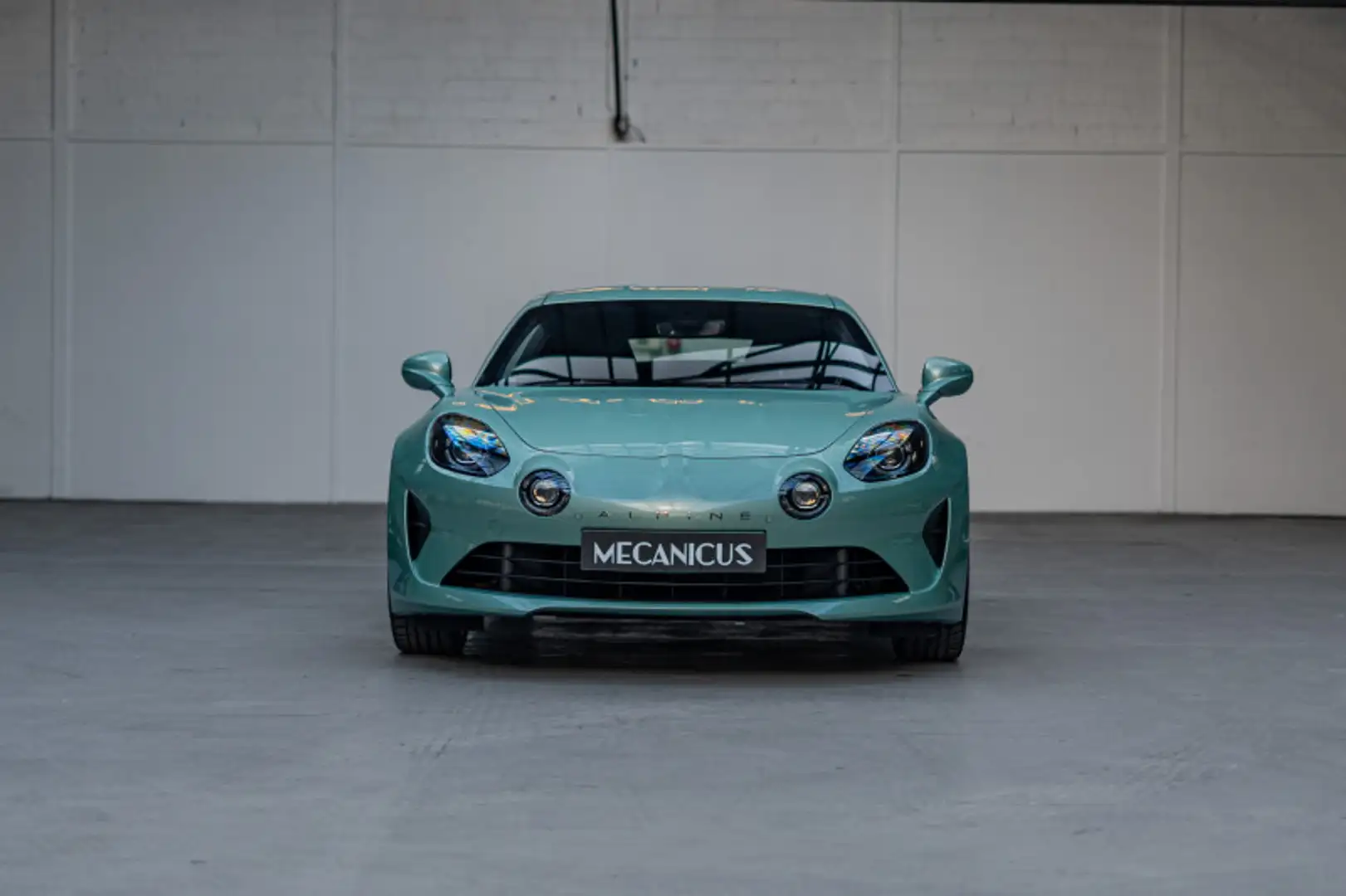 Alpine A110 *Color Edition Vert Cendre : 023/110* - 2