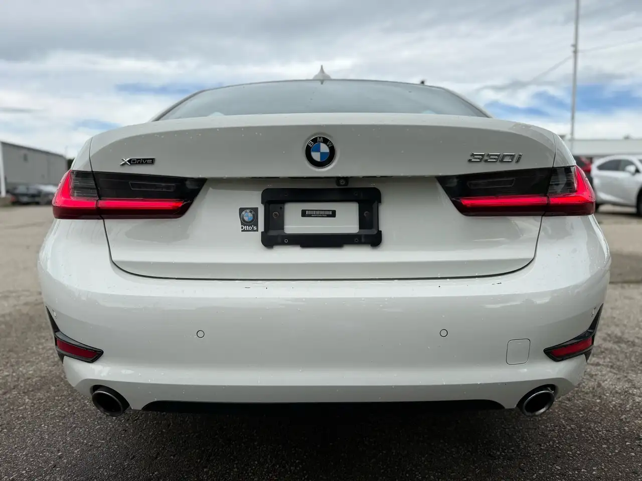 BMW 3 Series photo BMW 3 Series
