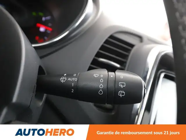 Renault Captur view 25