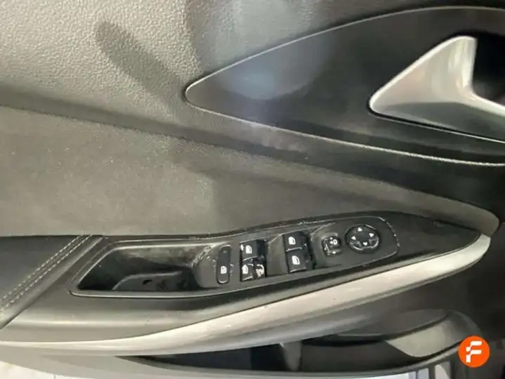 Opel Grandland X 2021, foto 20