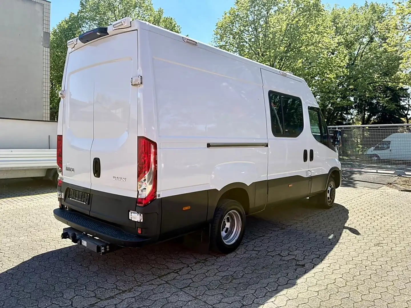 Iveco Daily 35C18 L3H2 - Diff.-Sperre/Zwillingsreifen Weiß - 2