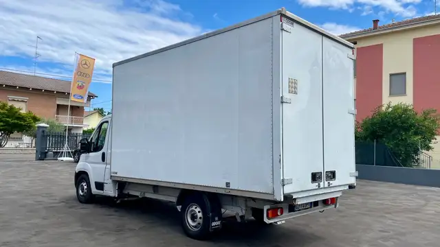 Fiat Ducato view 4