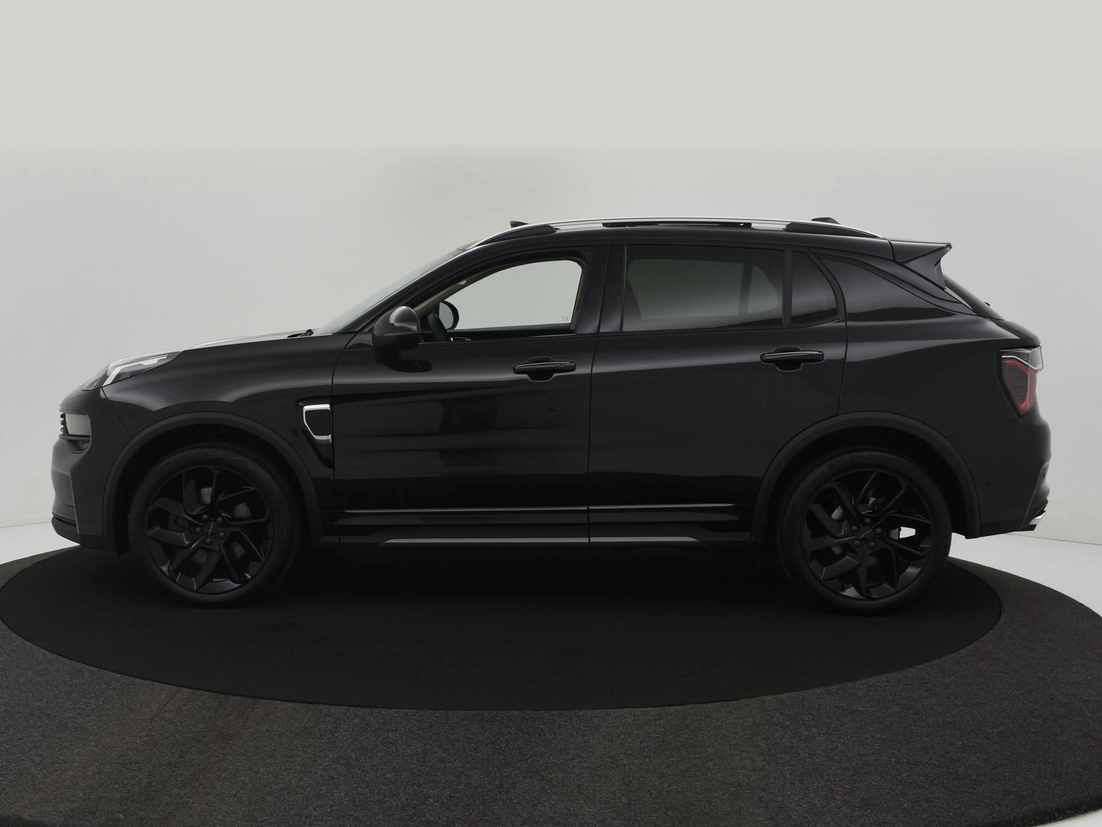 Lynk & Co 01 1.5 PHEV 262PK Black Edition 360CAMERA|PANODAK|ACC — photo 3