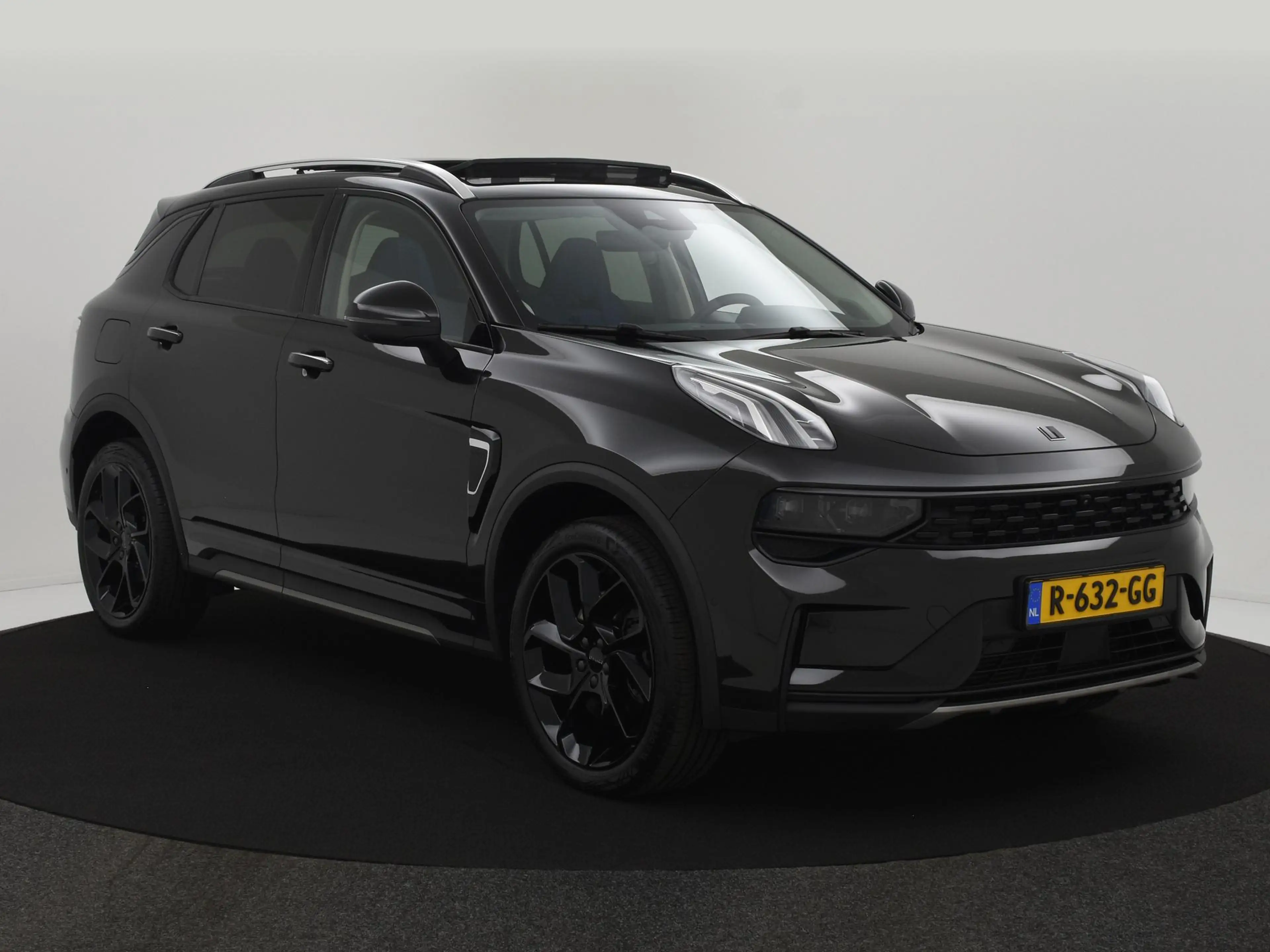 Lynk & Co 01 1.5 PHEV 262PK Black Edition 360CAMERA|PANODAK|ACC — photo 5