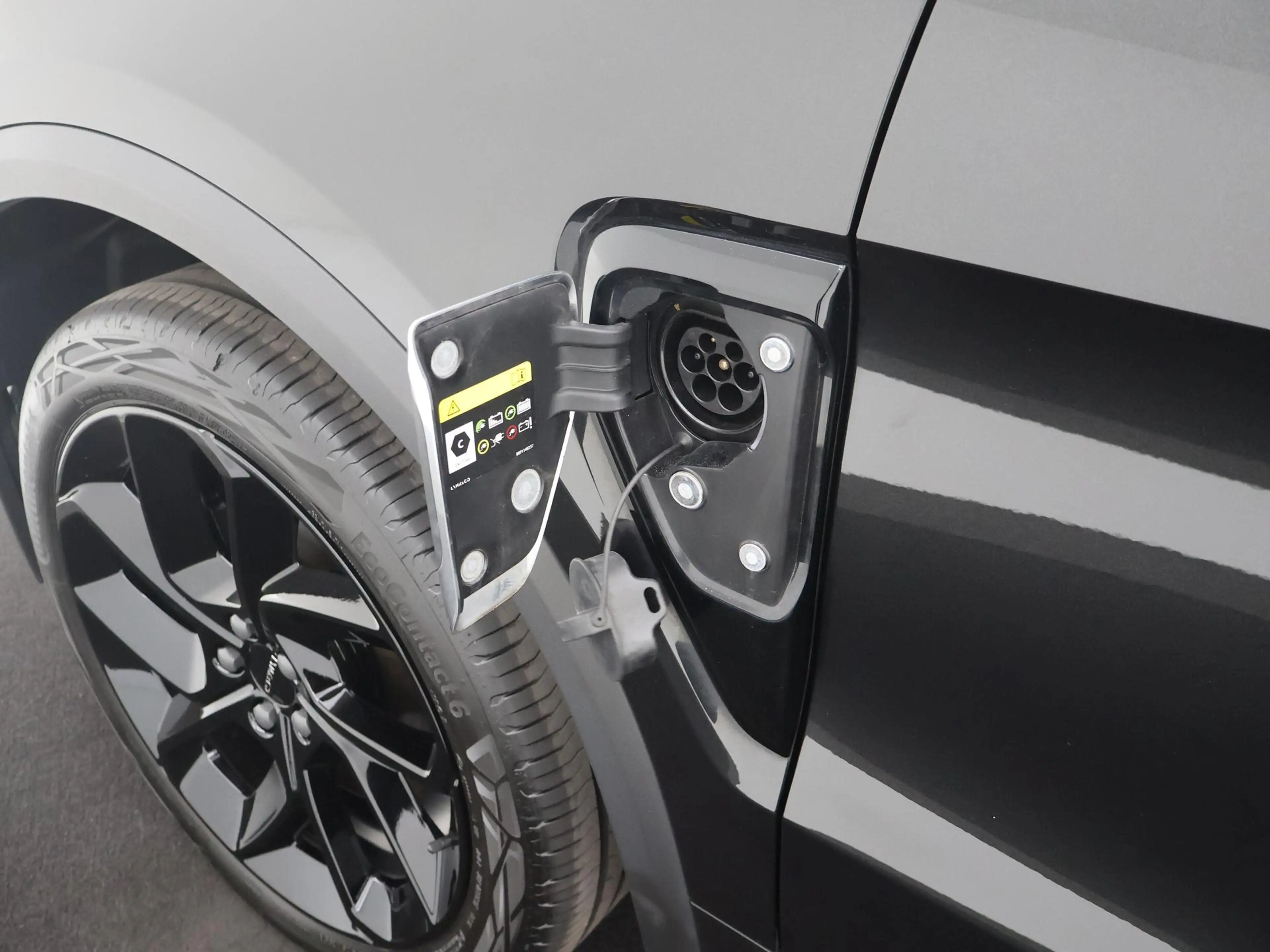 Lynk & Co 01 1.5 PHEV 262PK Black Edition 360CAMERA|PANODAK|ACC — photo 46