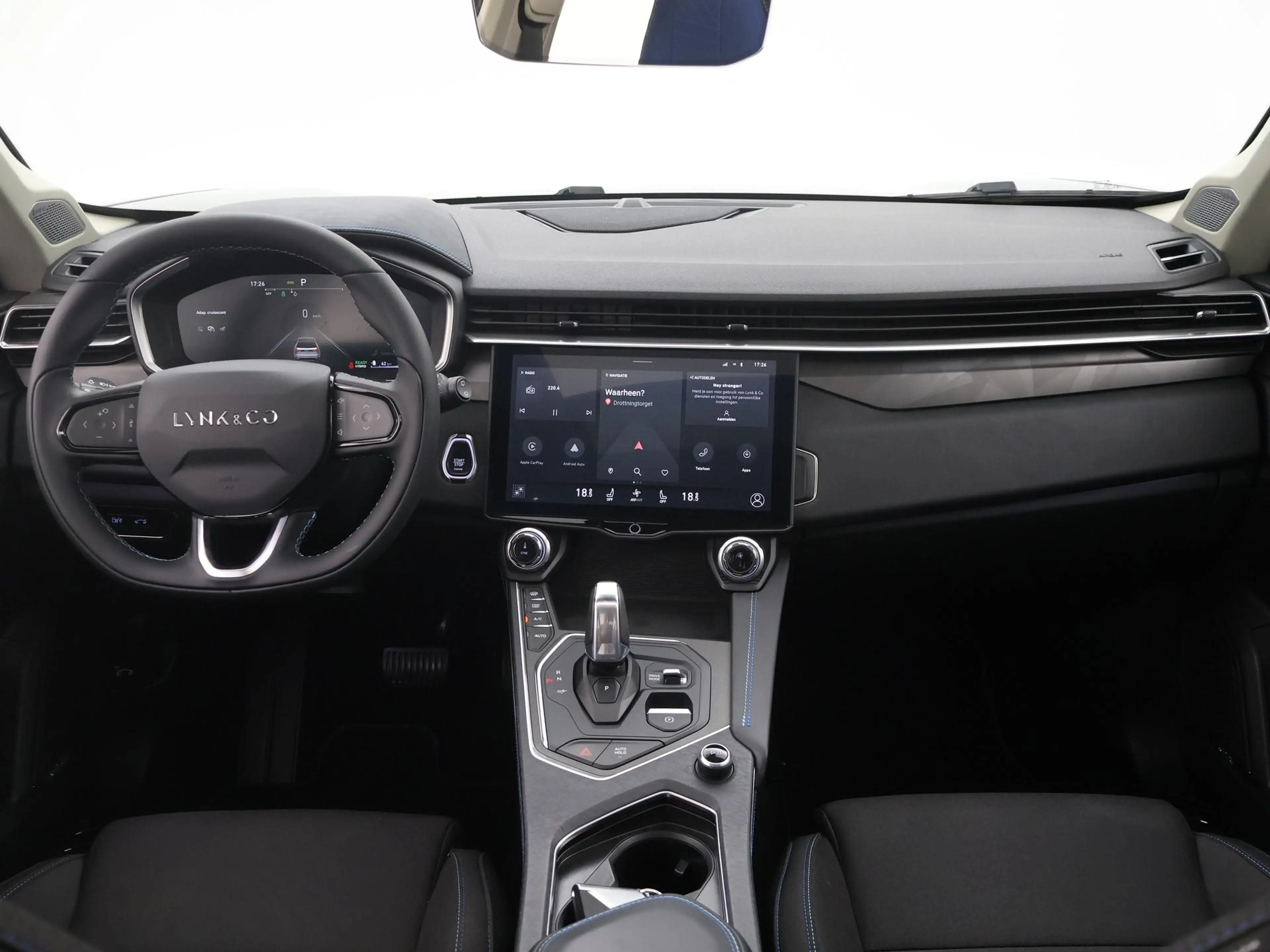 Lynk & Co 01 1.5 PHEV 262PK Black Edition 360CAMERA|PANODAK|ACC — photo 2