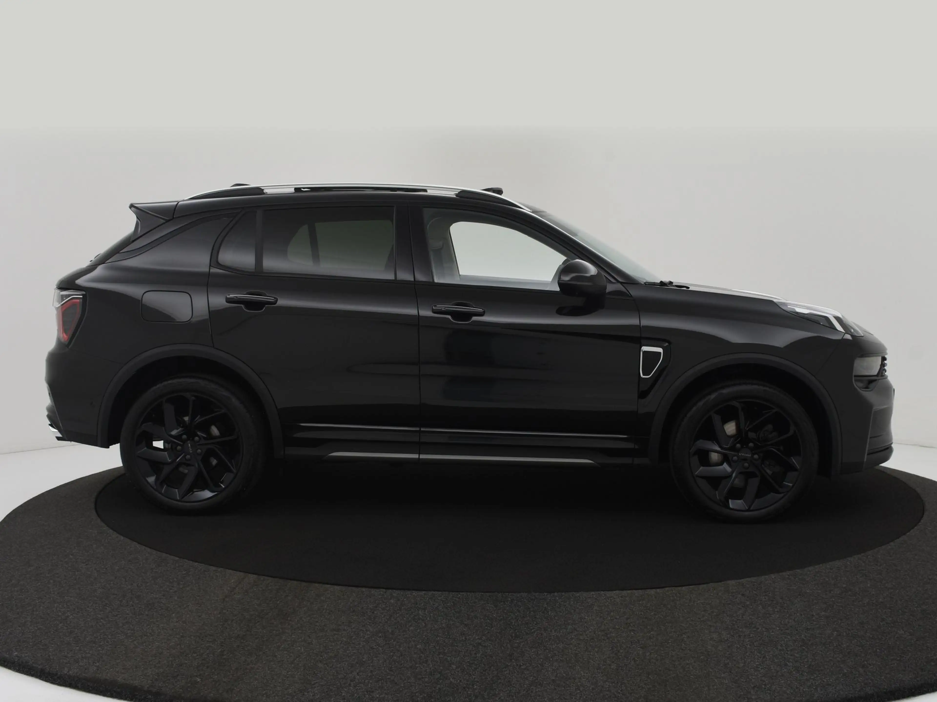 Lynk & Co 01 1.5 PHEV 262PK Black Edition 360CAMERA|PANODAK|ACC — photo 4