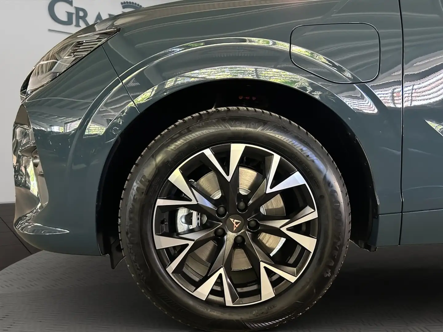 CUPRA Terramar 1.5e-Hybrid 150kW(204PS)DSG Blau - 2