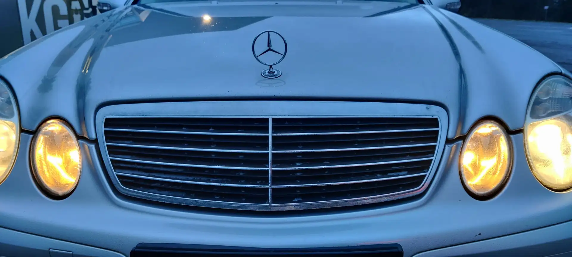 Mercedes-Benz 220 E220, Classic - 2