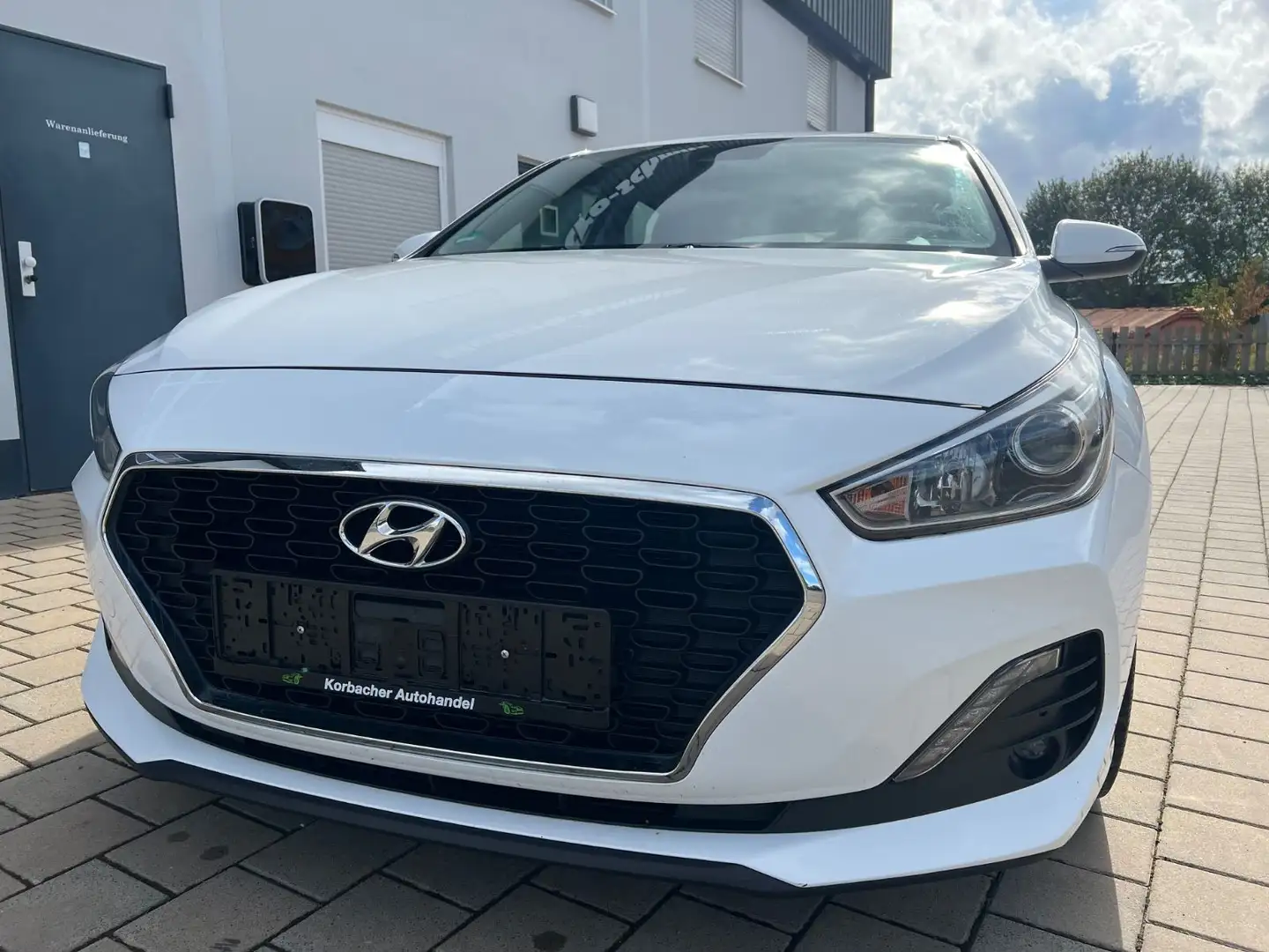 Hyundai i30 Select  ** 1 Hand ** Weiß - 1