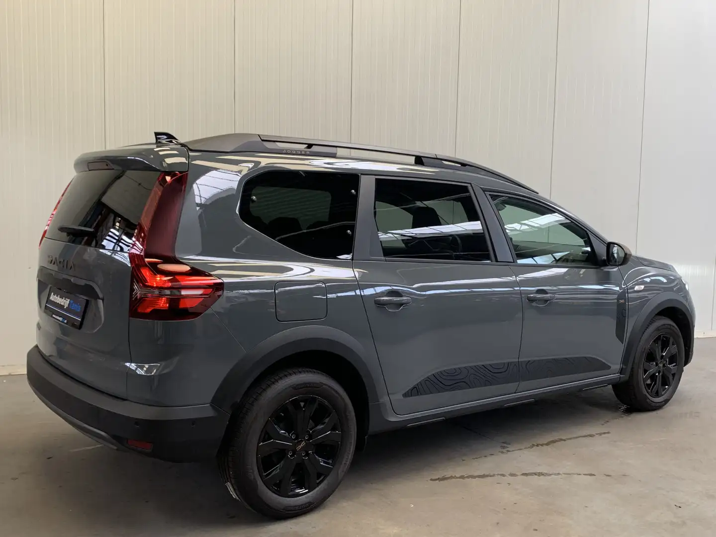 Dacia Jogger 1.0 TCe 110 Extreme 7p. Navi by Carplay-Airco/ECC- Gris - 2